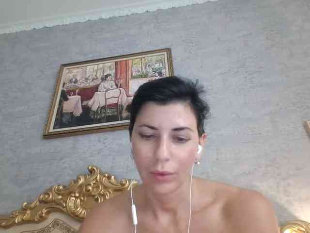 Rosalinda37 webcam