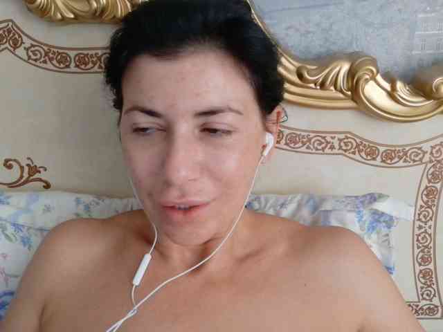 Rosalinda37 webcam