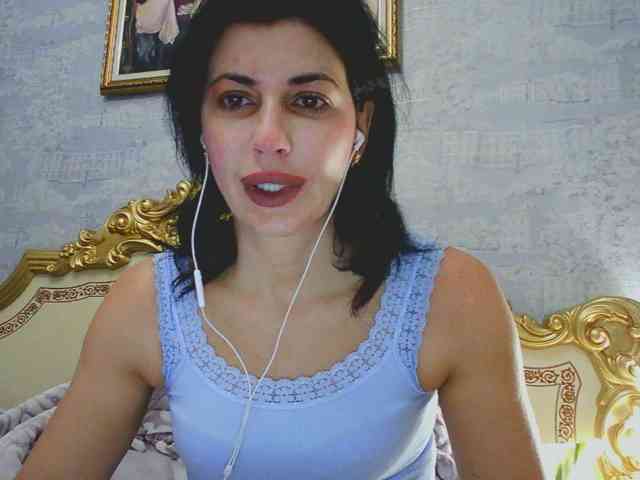Rosalinda37 webcam