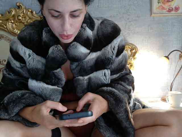 Rosalinda37 webcam