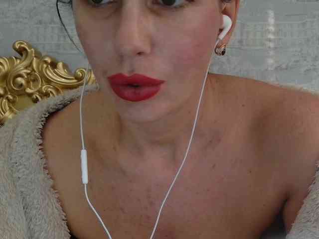 Rosalinda37 webcam