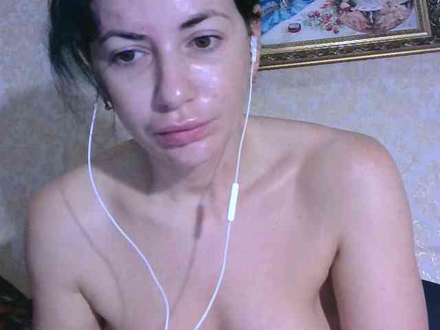 Rosalinda37 webcam