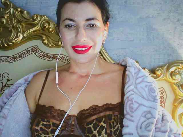Rosalinda37 webcam