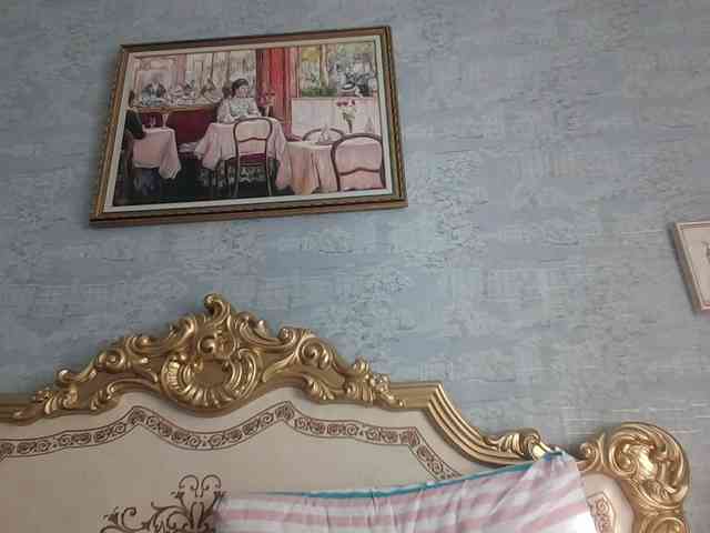 Rosalinda37 webcam