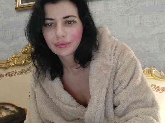 Rosalinda37 webcam