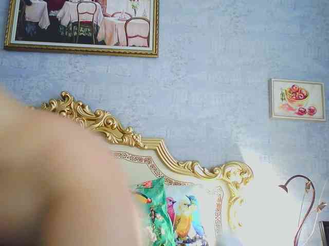 Rosalinda37 webcam