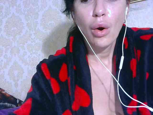 Rosalinda37 webcam