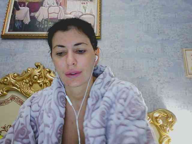 Rosalinda37 webcam