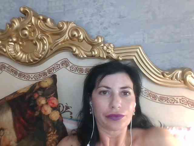 Rosalinda37 webcam