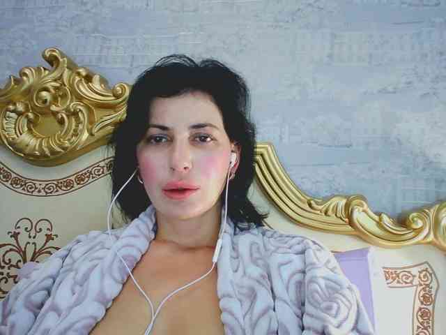 Rosalinda37 webcam