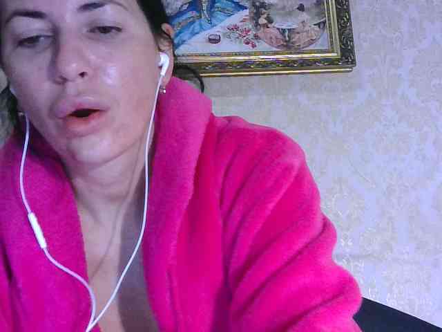 Rosalinda37 webcam