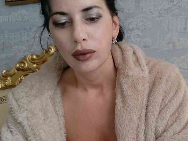 Rosalinda37 webcam