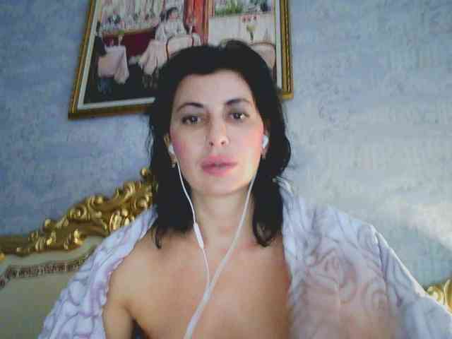 Rosalinda37 webcam