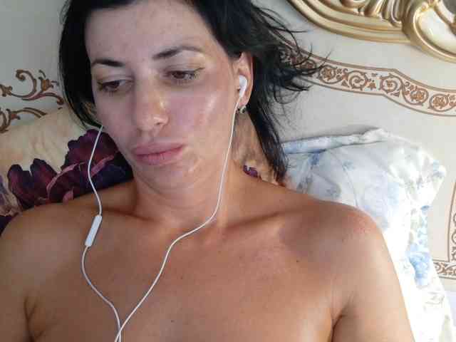 rosalinda37's live room