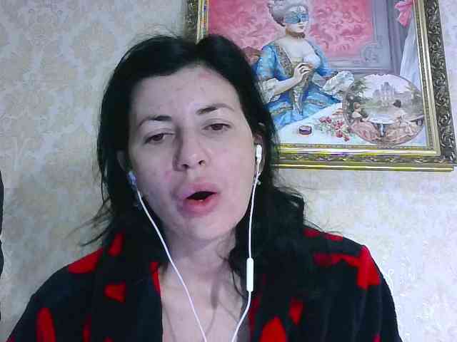Rosalinda37 webcam