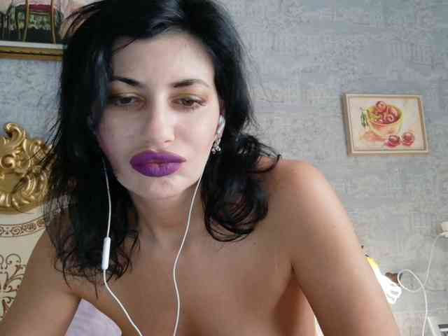 Rosalinda37 webcam