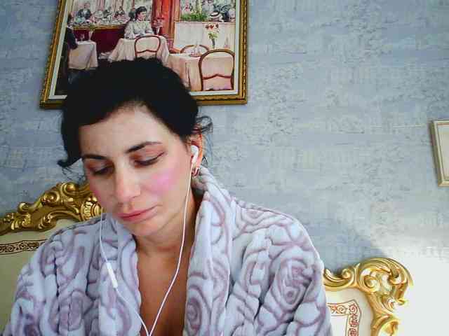Rosalinda37 webcam