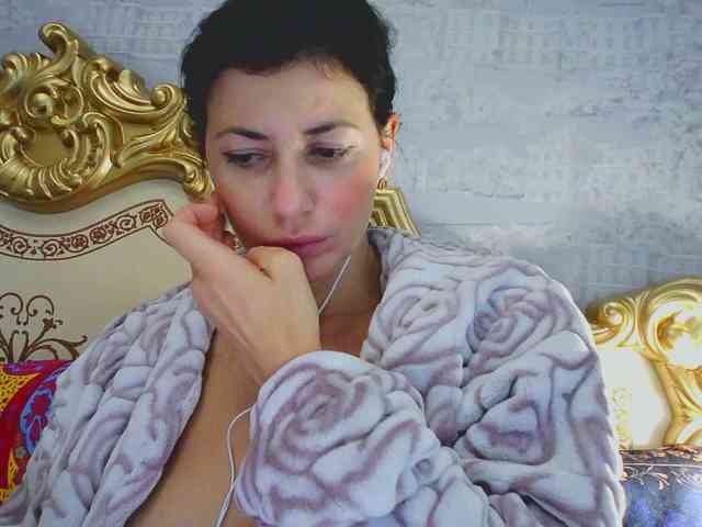 Rosalinda37 webcam