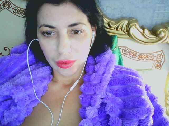 Rosalinda37 webcam