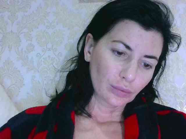 Rosalinda37 webcam