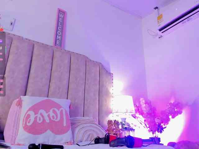 VictoriaRicci webcam