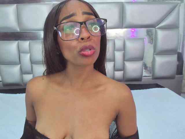 Hilary-thompson webcam