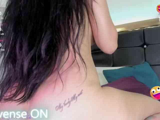 Roxxana-cute webcam