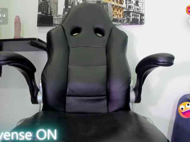 Roxxana-cute webcam