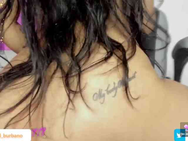 crystal-burbano Live Webcam on BongaCams