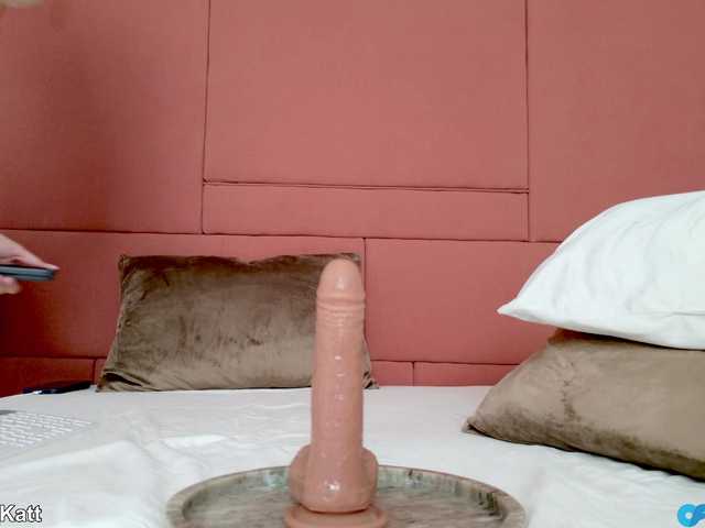 LilouKatt live cam on BongaCams