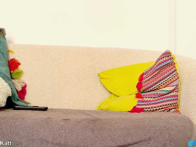 LilouKatt live cam on BongaCams