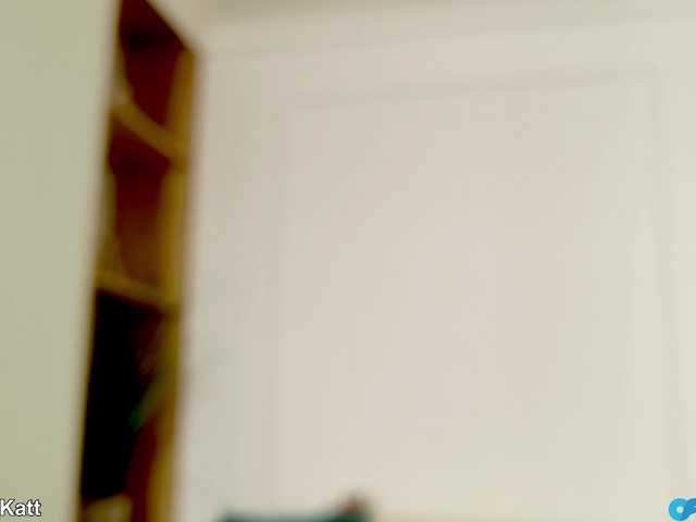 LilouKatt live cam on BongaCams