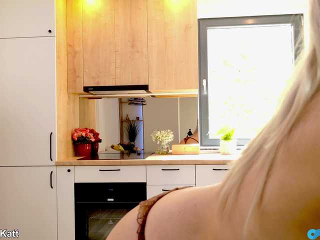 LilouKatt live cam on BongaCams