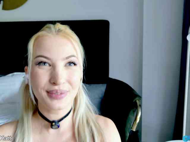 LilouKatt webcam