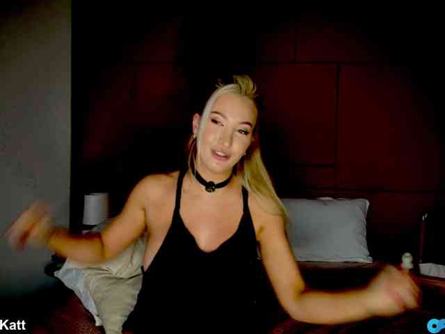LilouKatt webcam