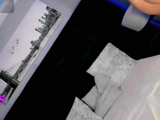 ManellykSparklee live webcam show