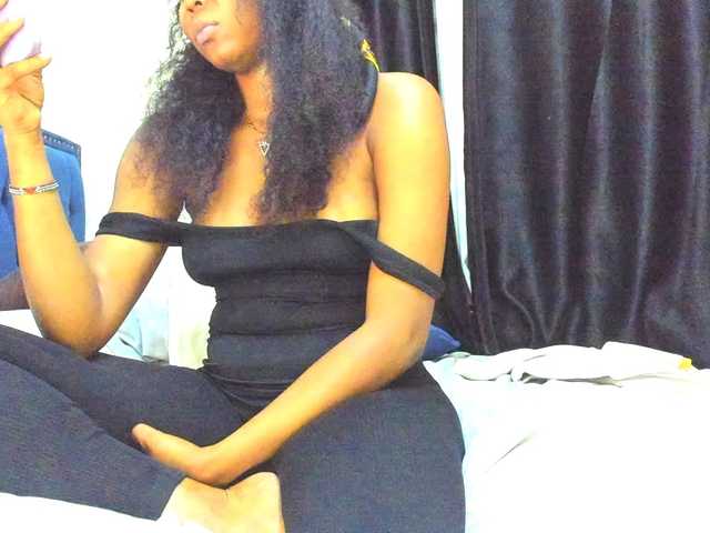Lucienah — live female cam