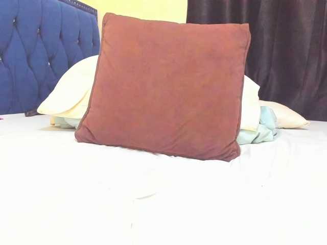 Lucienah live cam preview