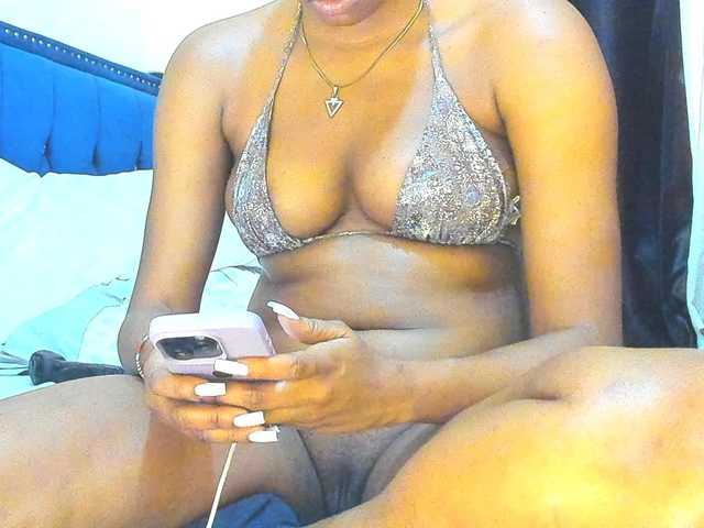 Lucienah live cam on BongaCams