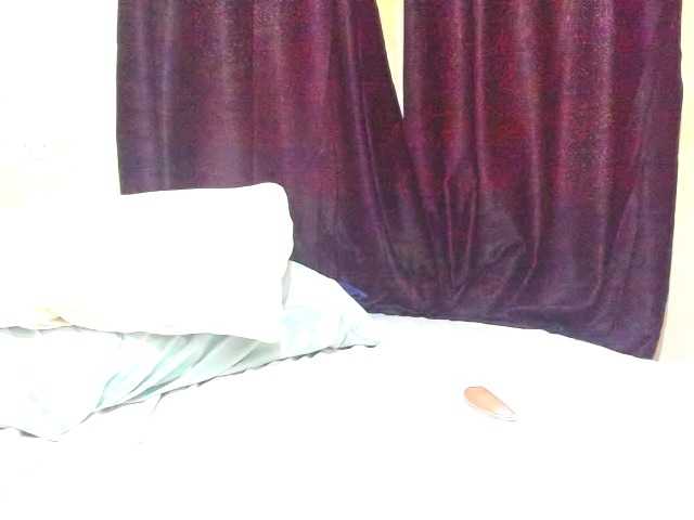 Lucienah live cam on BongaCams