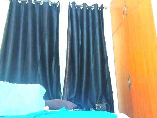 Lucienah webcam