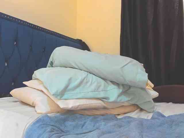 Lucienah webcam
