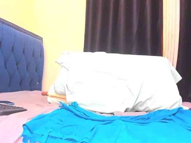 Lucienah webcam