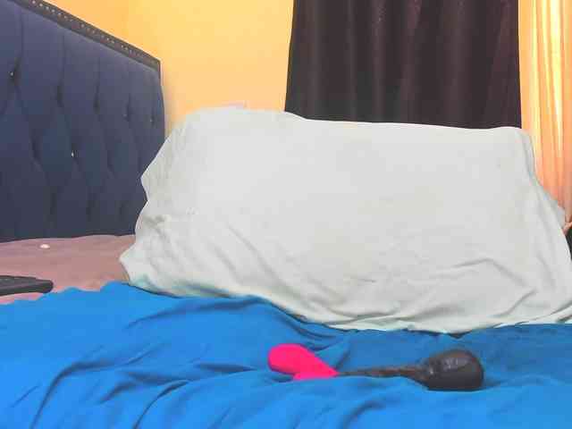 Lucienah webcam