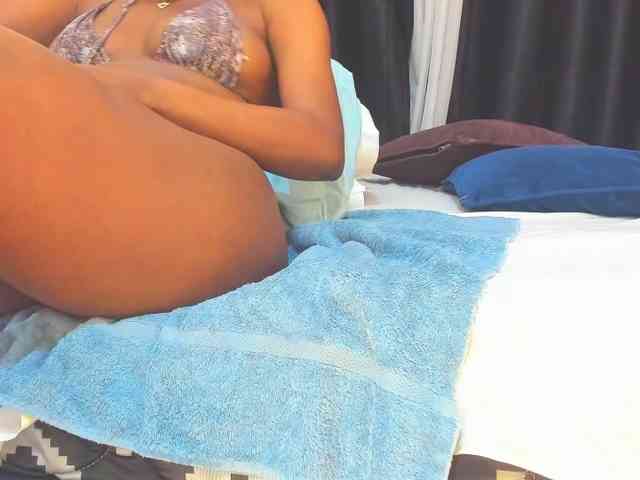 Lucienah webcam