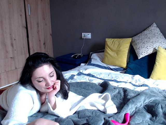 Succubus13's BongaCams show and profile