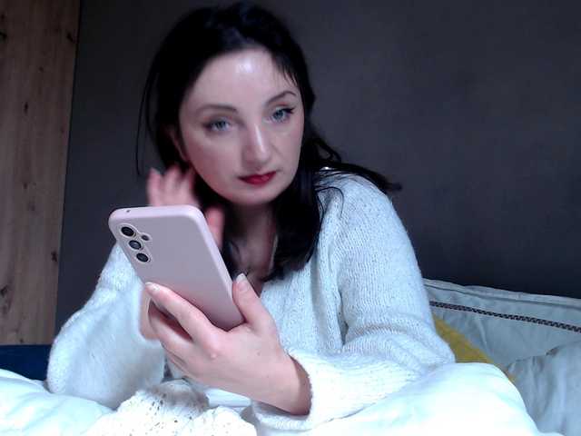 Succubus13's BongaCams show and profile