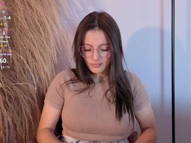 ELECKTRA-SWEET live webcam show