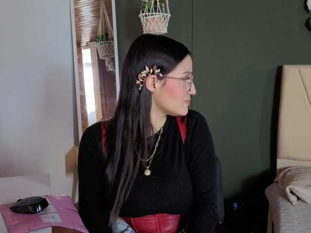 ELECKTRA-SWEET live cam on BongaCams