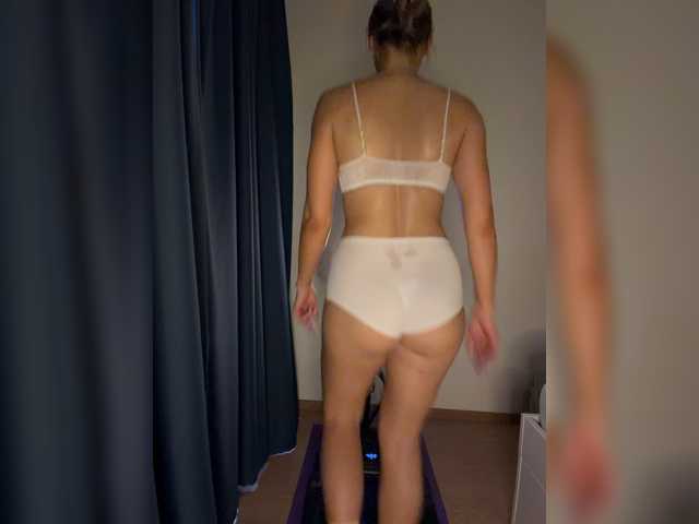 meow-777 live cam on BongaCams